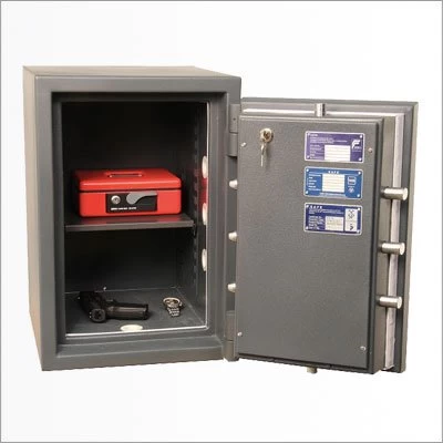 Огневзломостойкий сейф Defender Pro 424 EL+KL